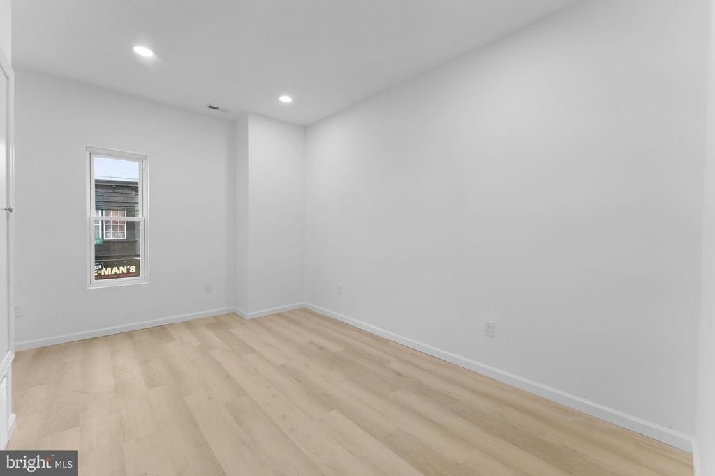 2600 S 7th Street - Photo 9