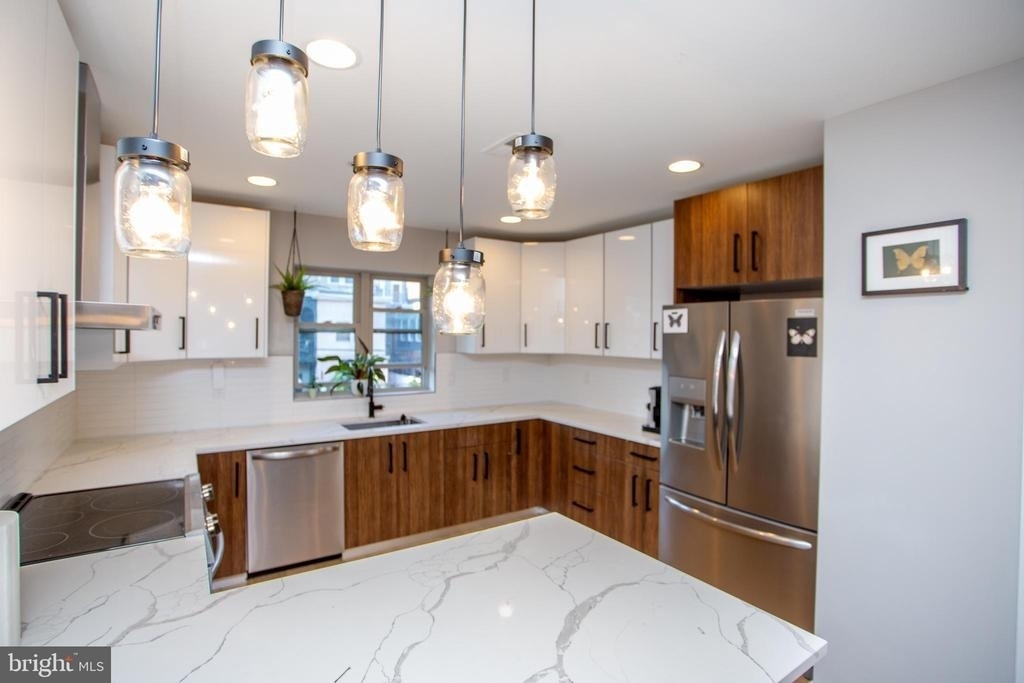 1815 Ingersoll Street - Photo 16