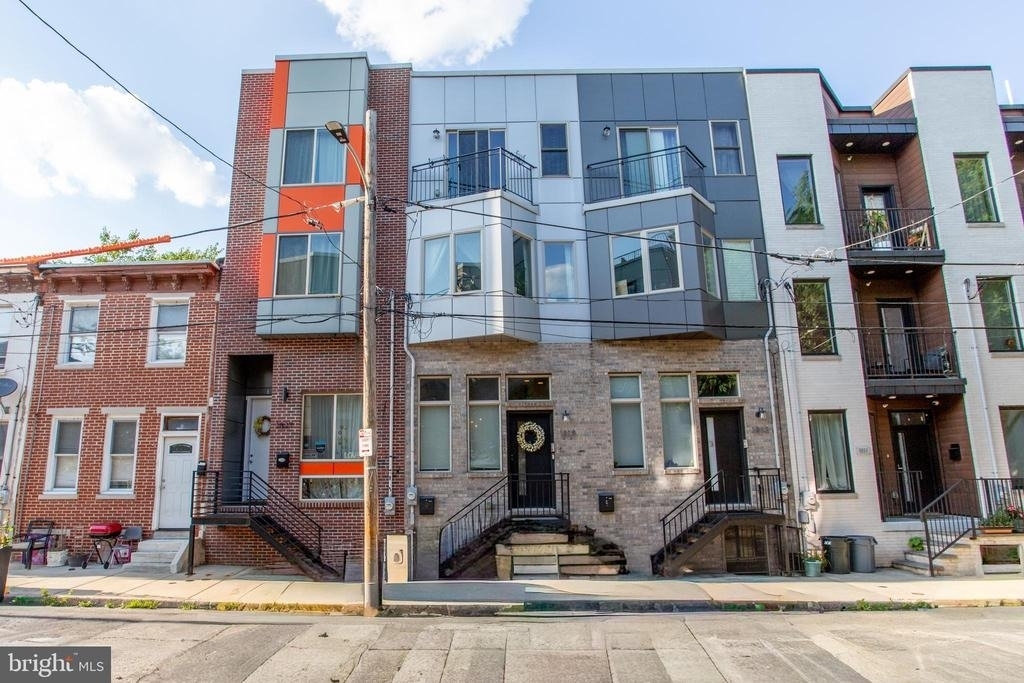 1815 Ingersoll Street - Photo 1