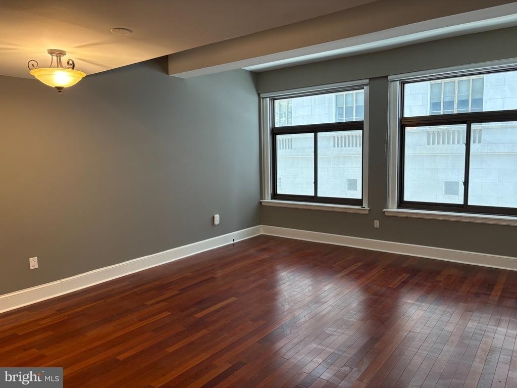 1500 Chestnut Street - Photo 19