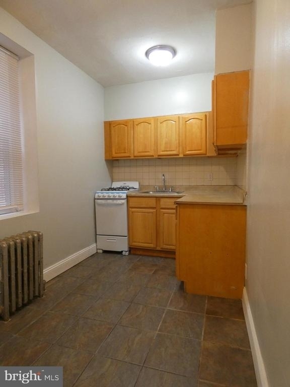 4207 Chester Avenue - Photo 4