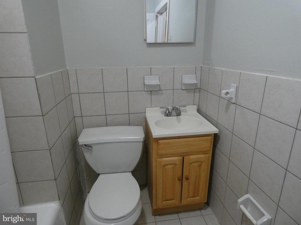 4207 Chester Avenue - Photo 9