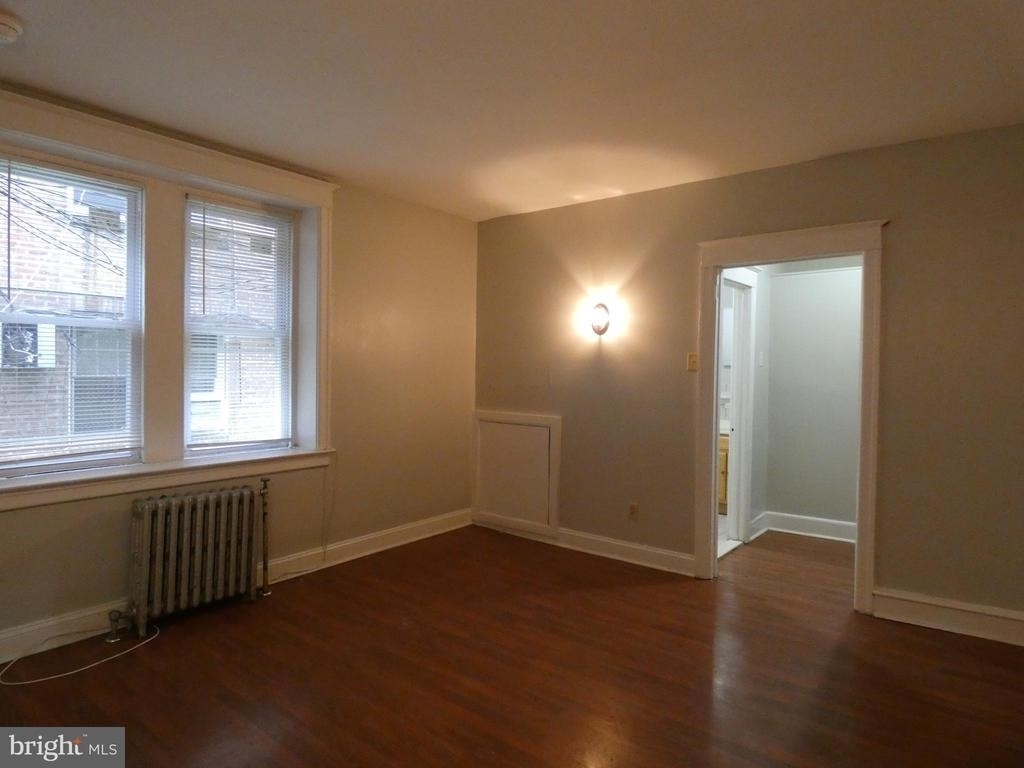 4207 Chester Avenue - Photo 6