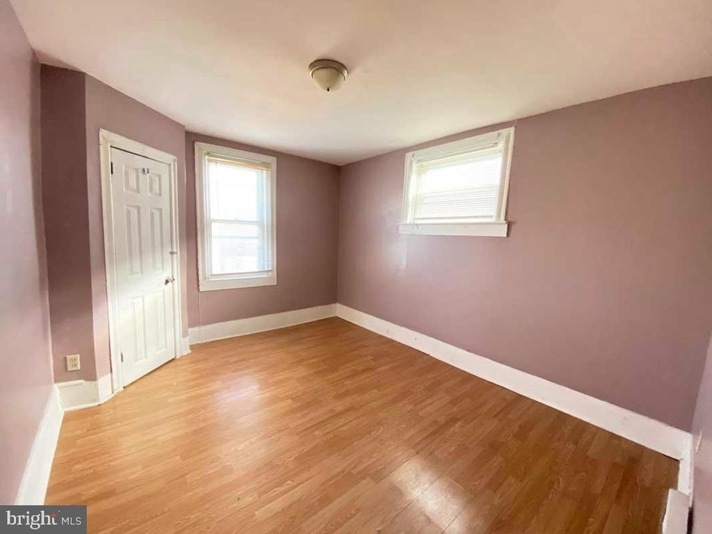 1833 W Rockland Street - Photo 1