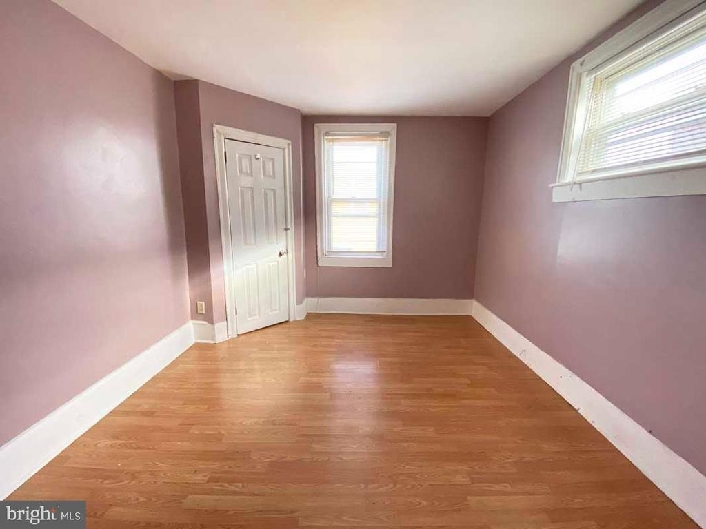 1833 W Rockland Street - Photo 3