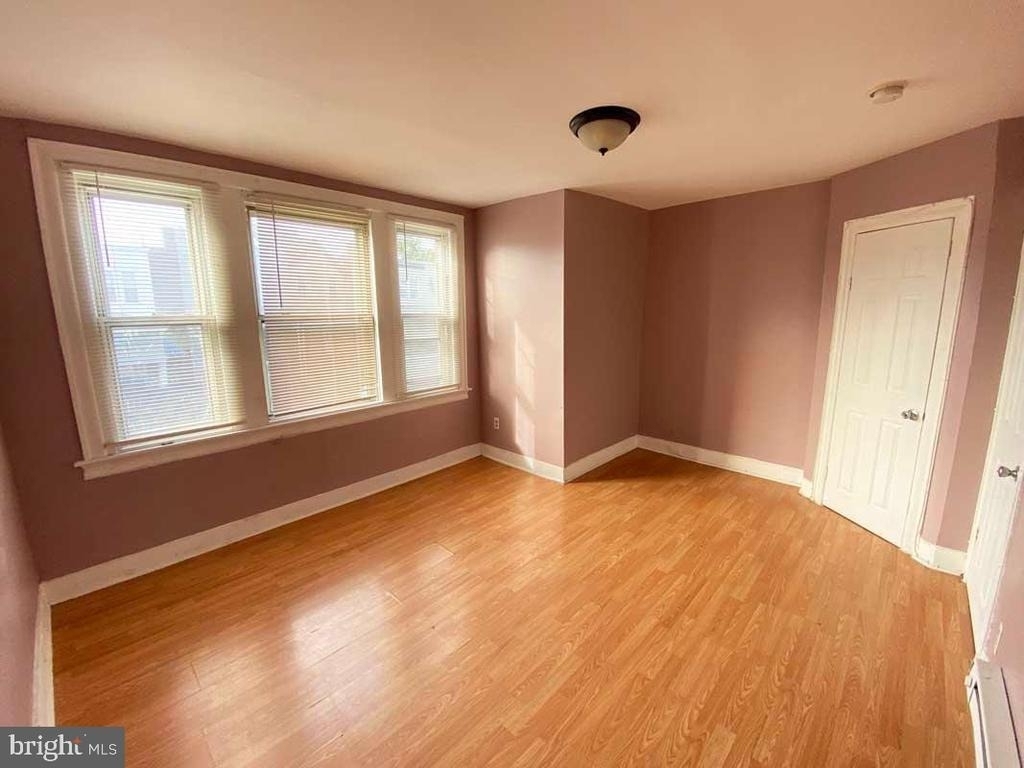 1833 W Rockland Street - Photo 17