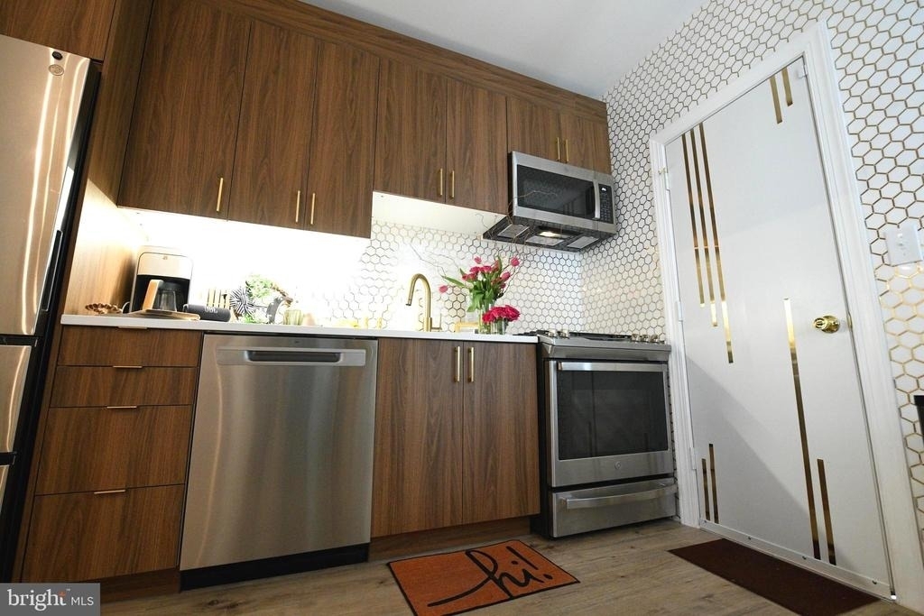 2952 N Bailey Street - Photo 2