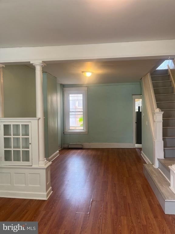 634 W Indiana Ave. - Photo 4