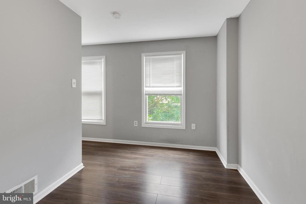 1719 Ridge Avenue - Photo 22
