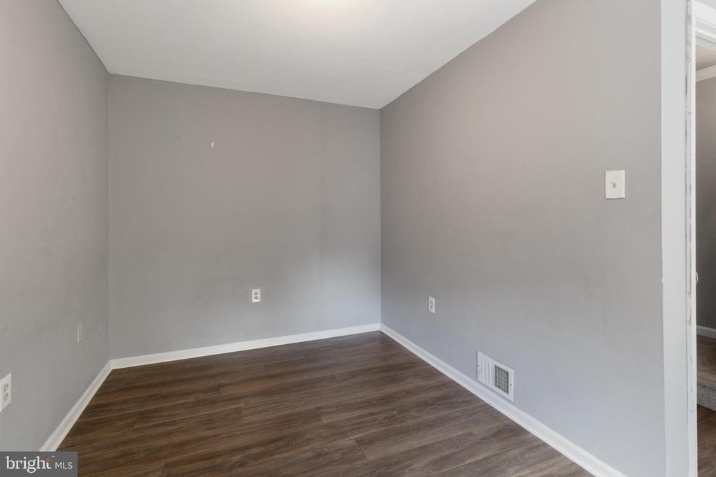1719 Ridge Avenue - Photo 21
