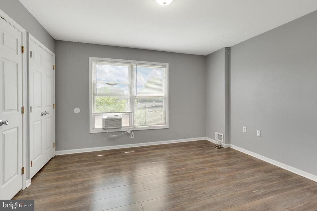 1719 Ridge Avenue - Photo 26