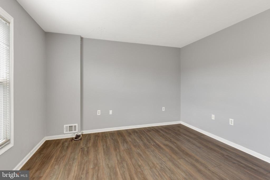 1719 Ridge Avenue - Photo 27