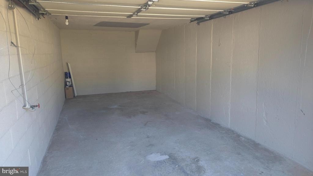 356 Krams Avenue - Photo 37