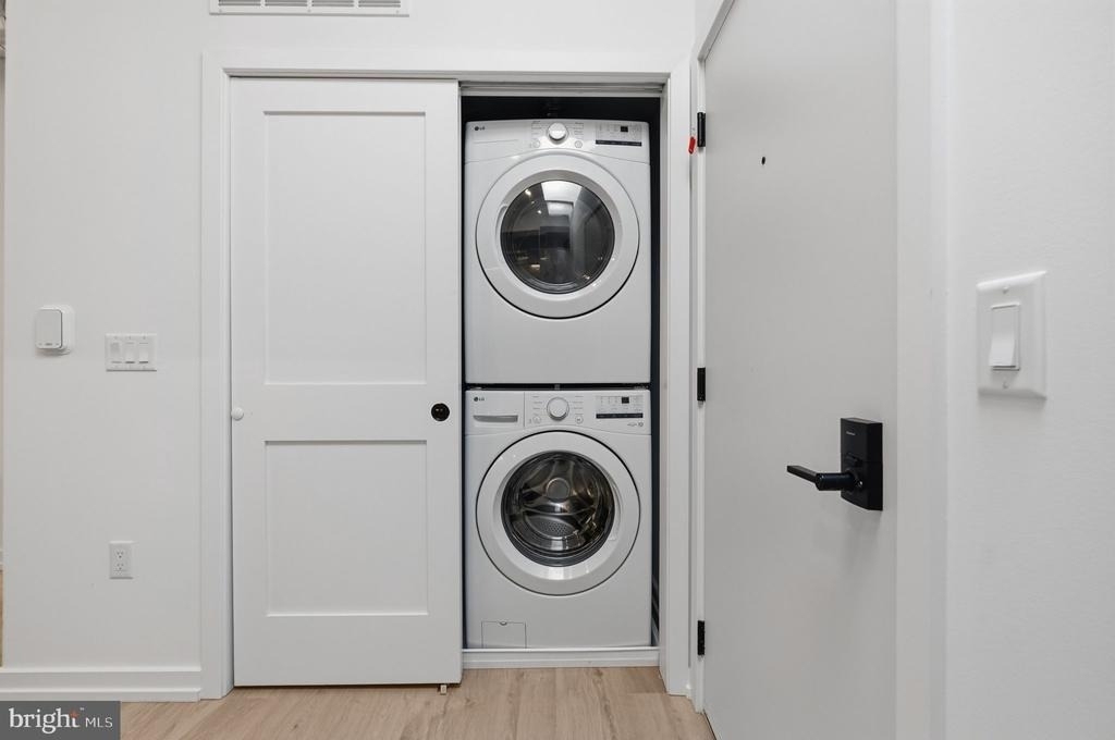 1232 Chancellor Street - Photo 9