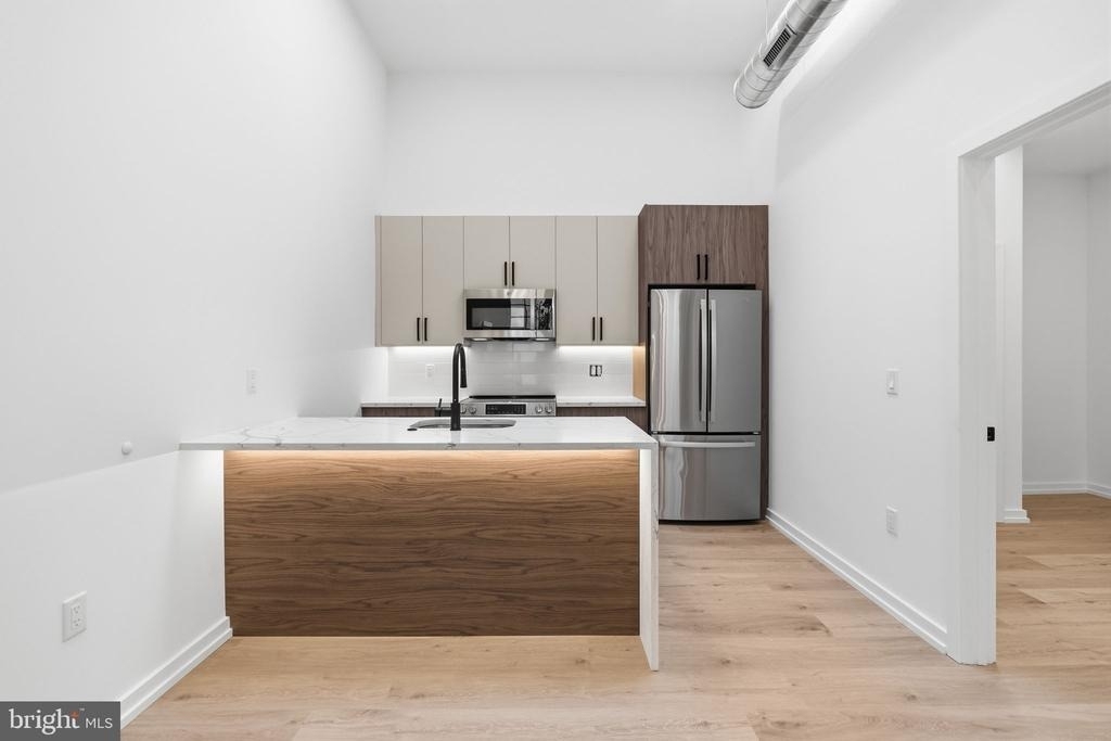 1232 Chancellor Street - Photo 1
