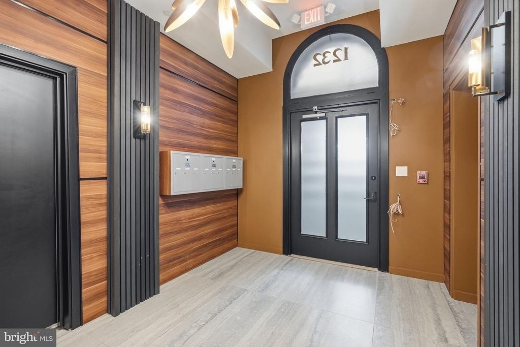1232 Chancellor Street - Photo 16