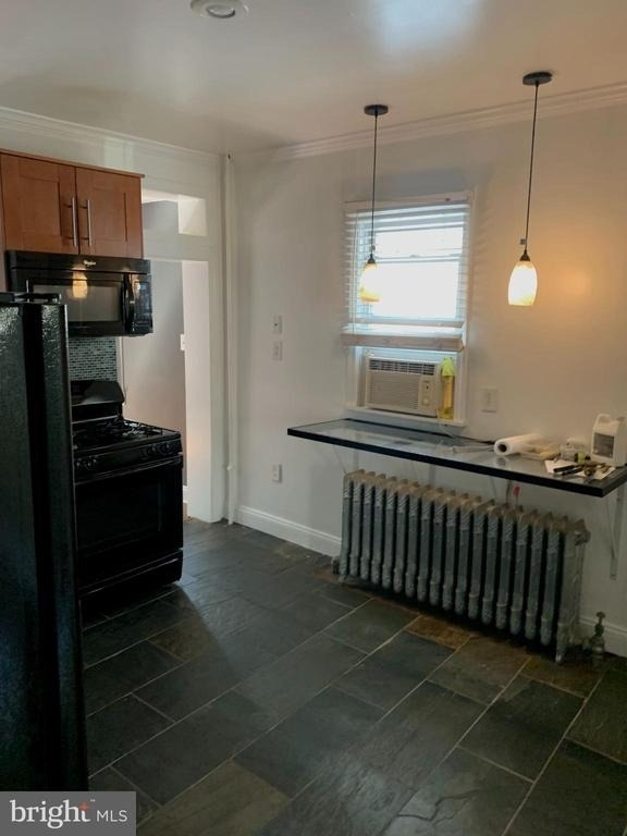 417 Leverington Avenue - Photo 6