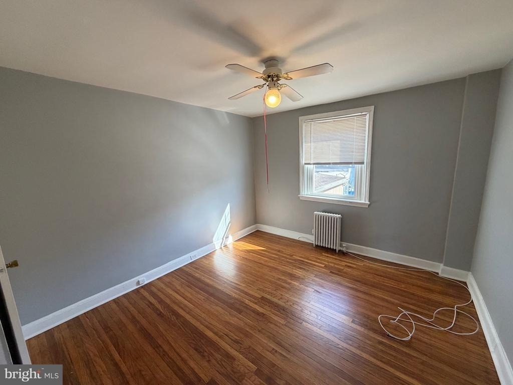3021 Tyson Avenue - Photo 9