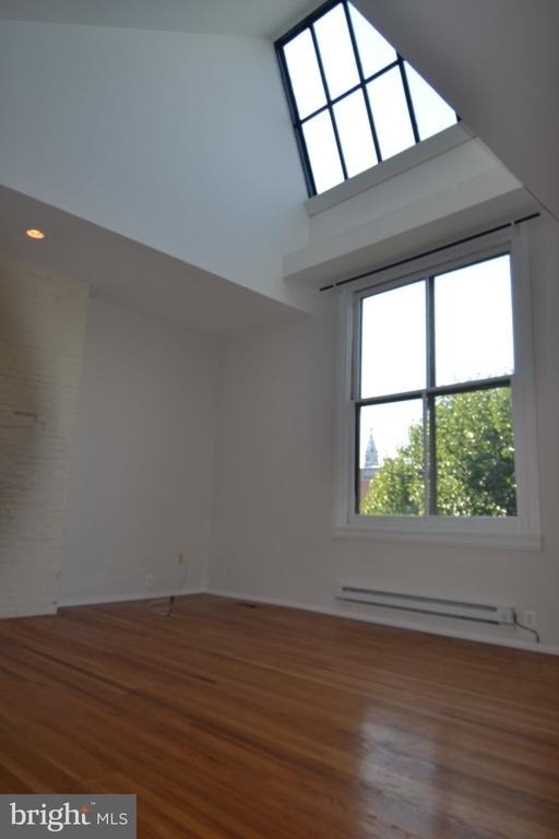 1010 Clinton Street - Photo 6