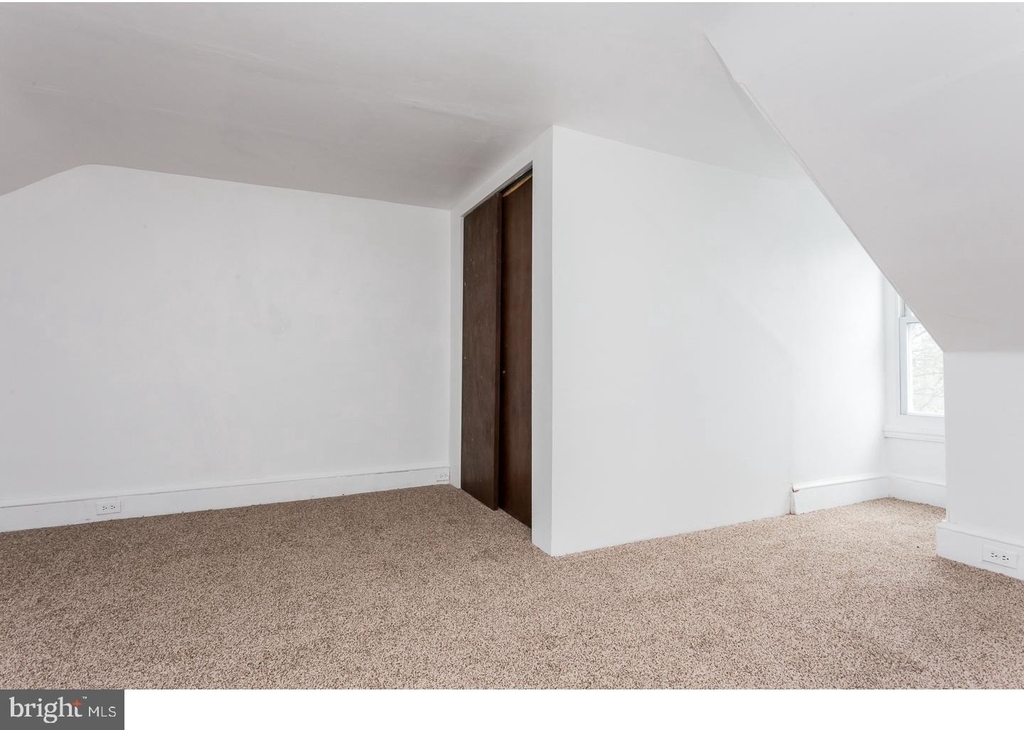849 Queen Street - Photo 6