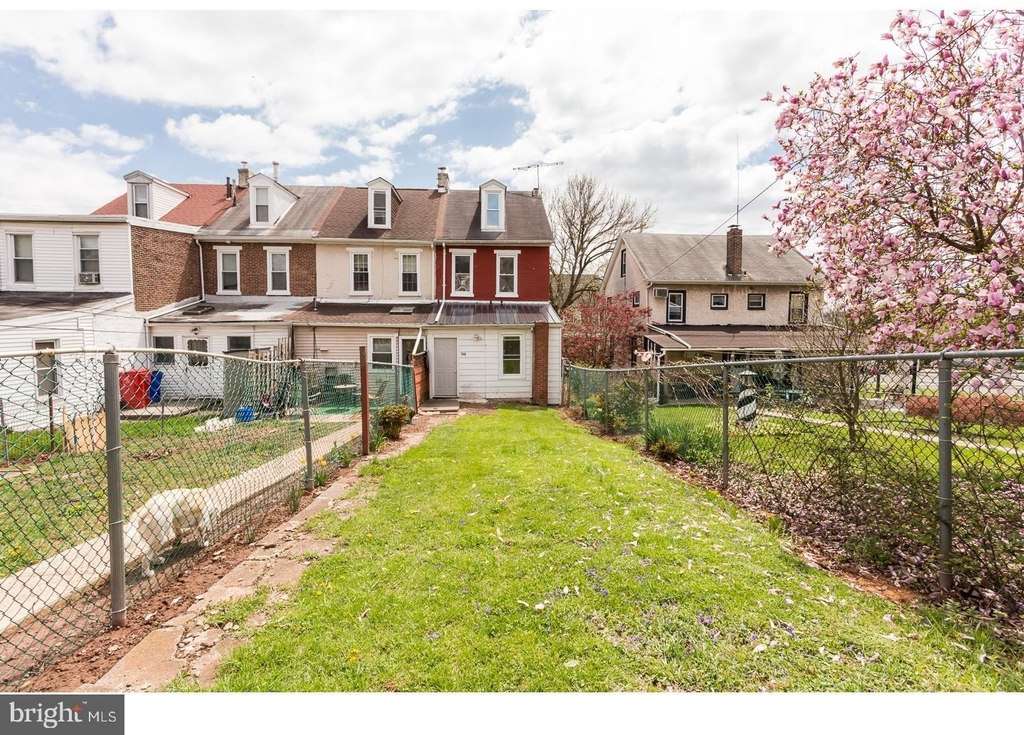 849 Queen Street - Photo 0