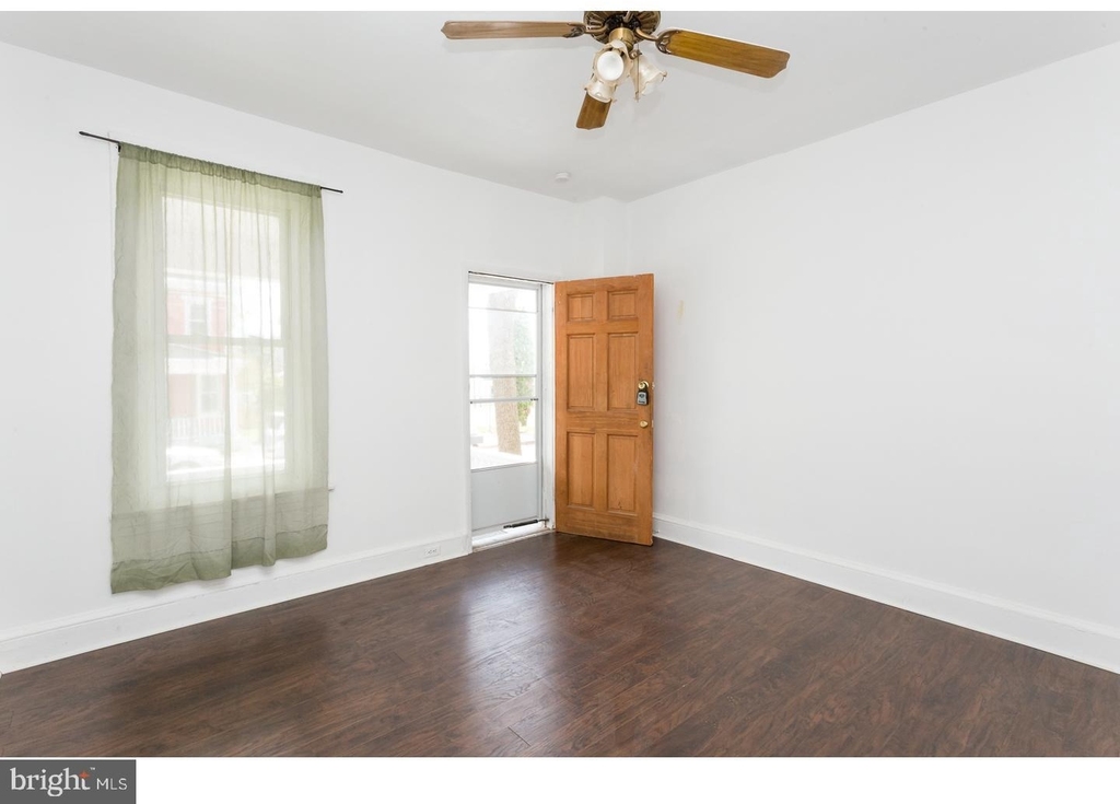 849 Queen Street - Photo 17