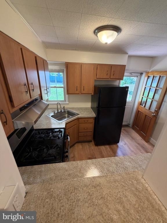 1629 Lincoln Avenue - Photo 4