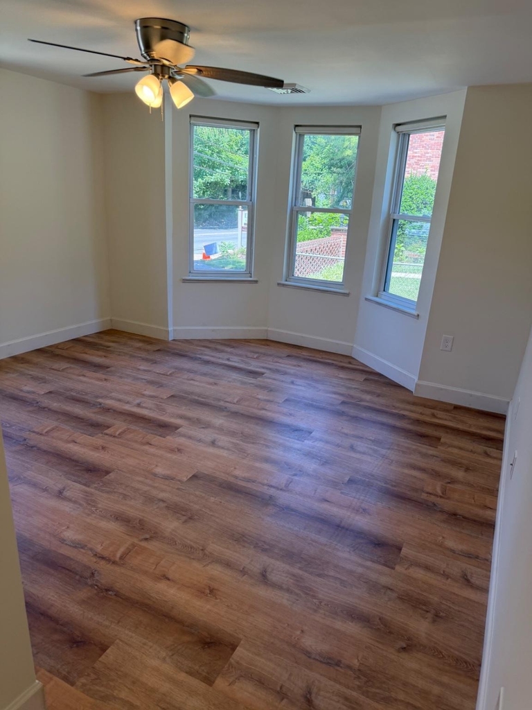 1629 Lincoln Avenue - Photo 14