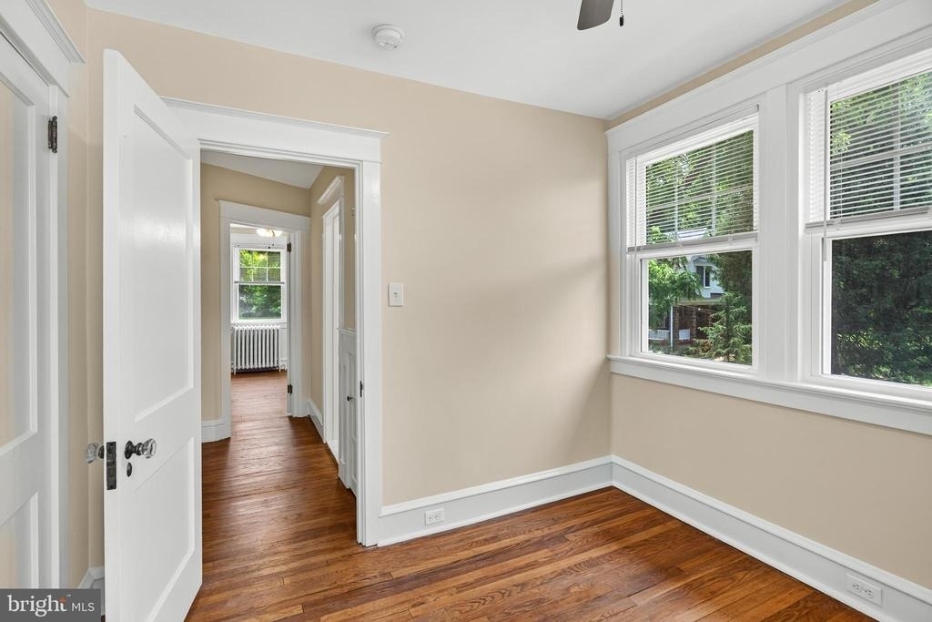 113 S Valley Road - Photo 31