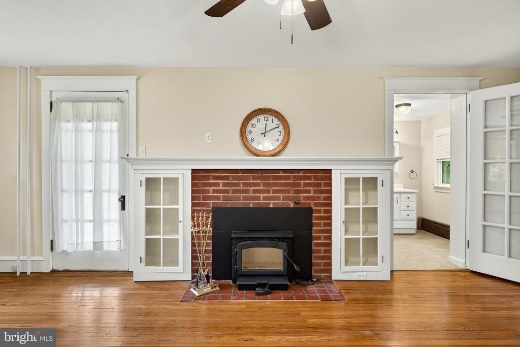 113 S Valley Road - Photo 11
