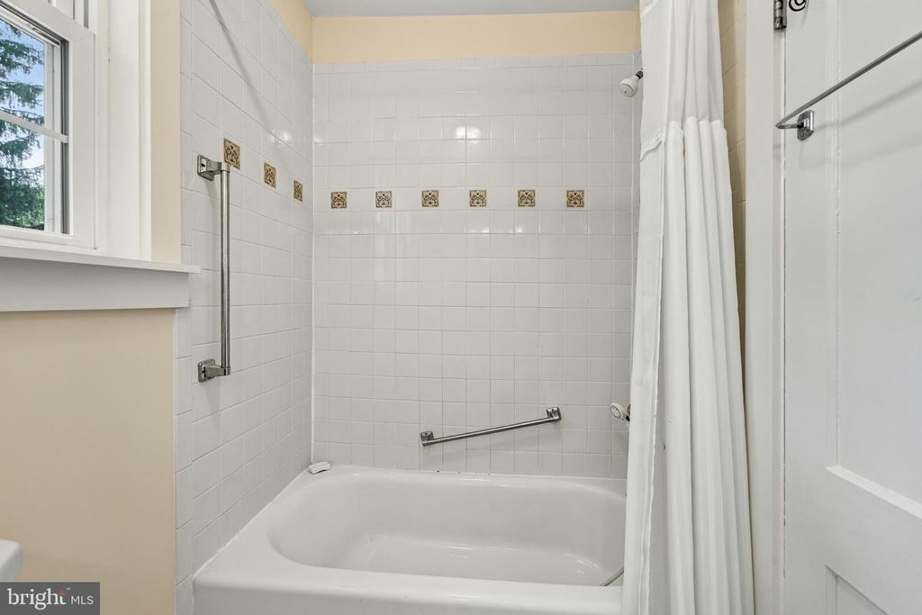113 S Valley Road - Photo 19