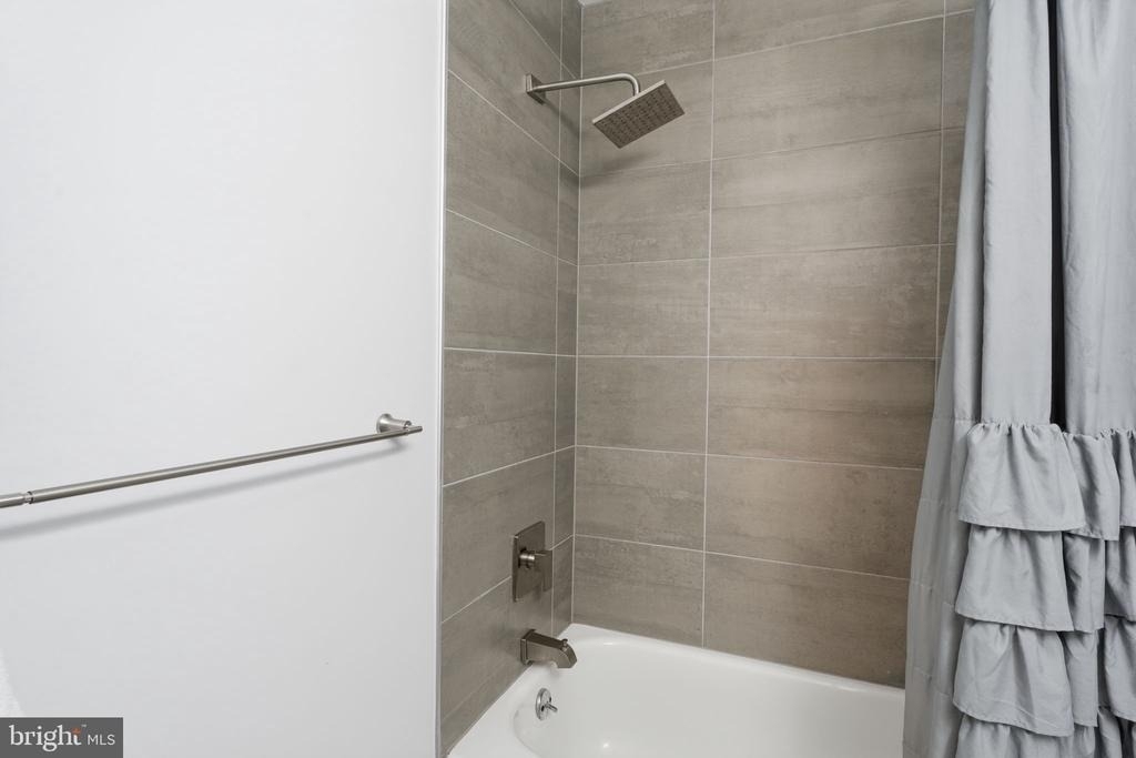 272 Hudson Court - Photo 24
