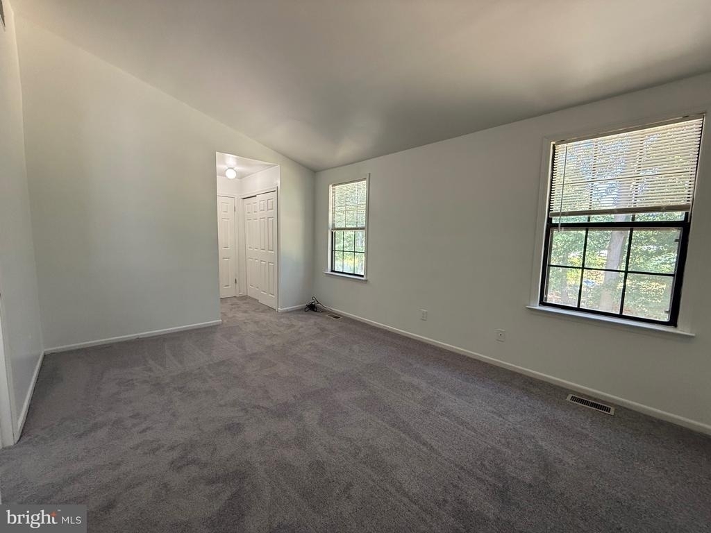 343 Brookdale Boulevard - Photo 8