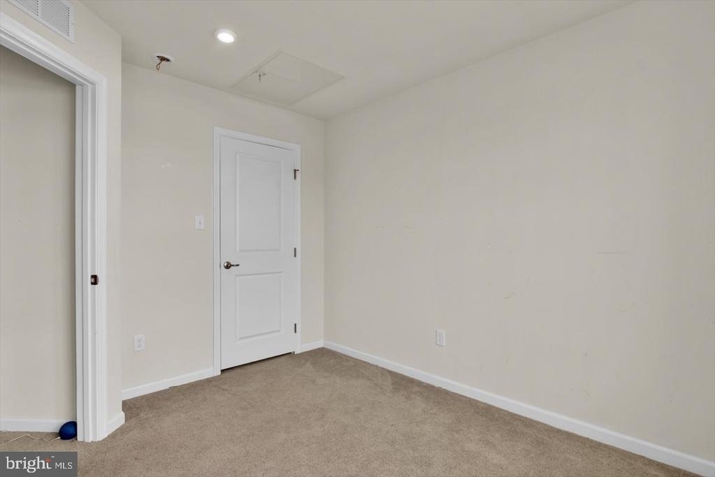 114 Freedom Way - Photo 20