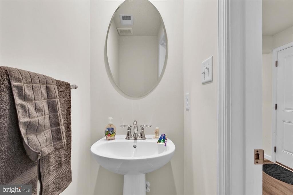 114 Freedom Way - Photo 25