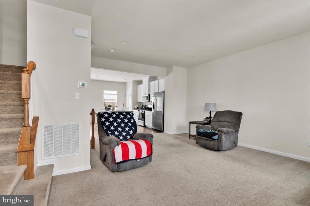 114 Freedom Way - Photo 13