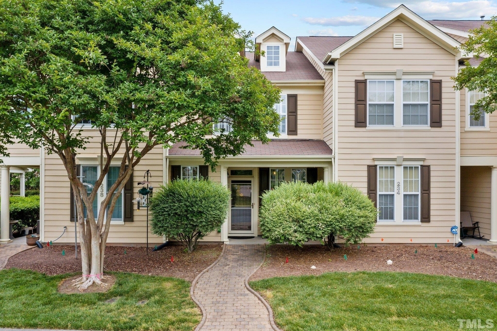 236 Duck Mill Circle - Photo 0