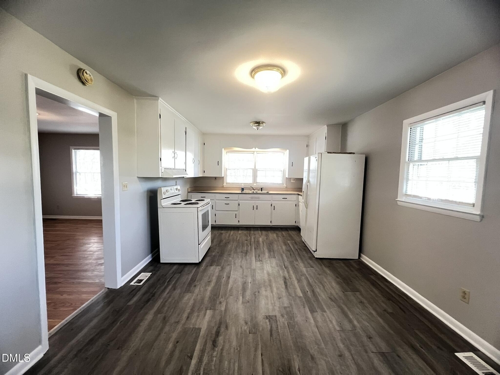 918 Durham Street - Photo 10