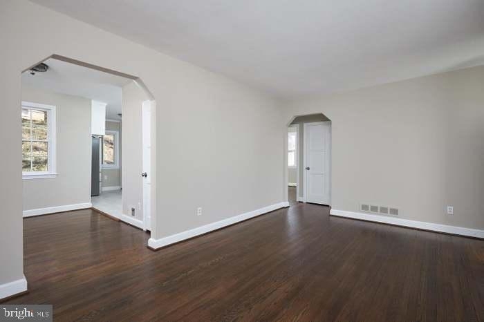 221 Dale Drive - Photo 3