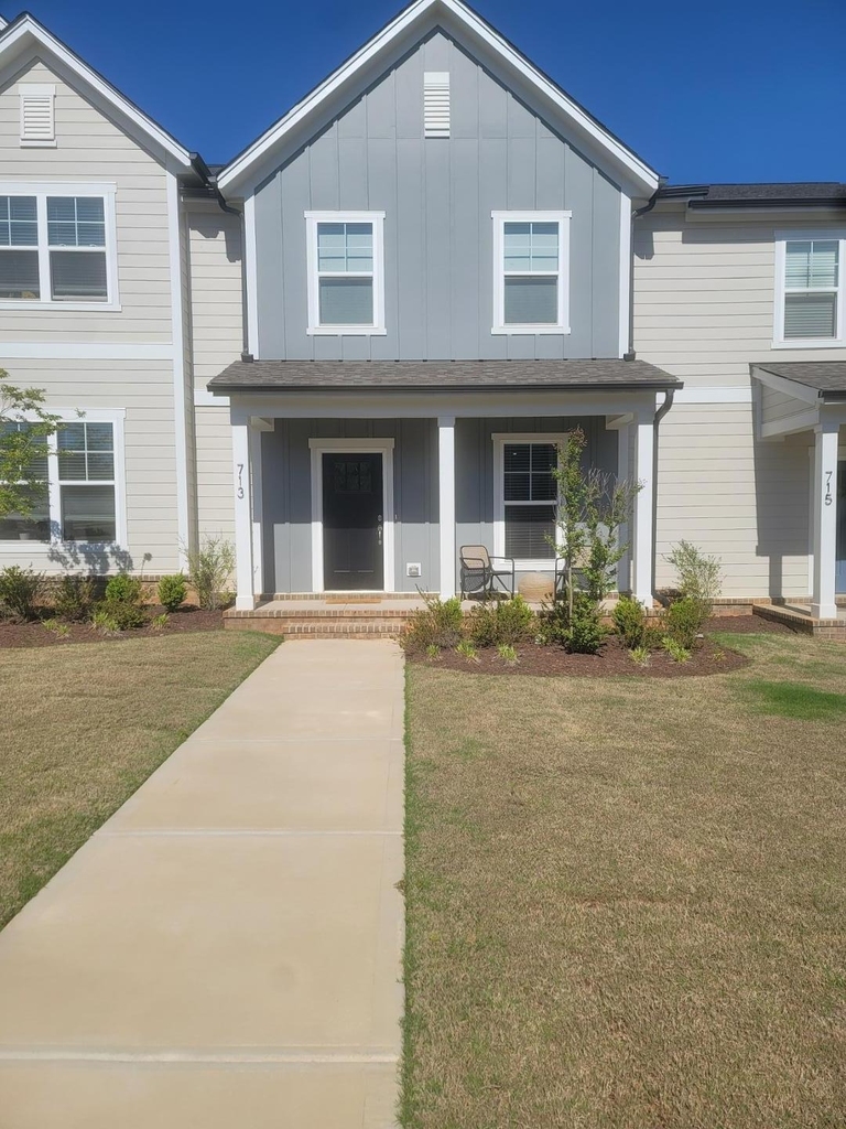 713 Silo Park Drive - Photo 0