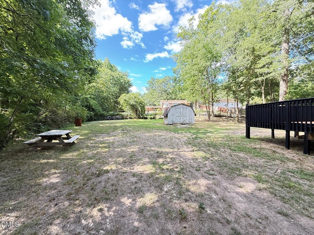 801 Carter Avenue - Photo 22