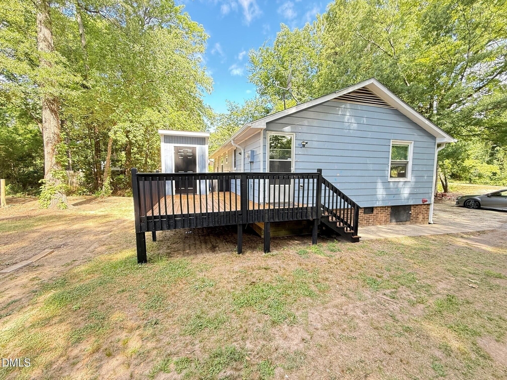801 Carter Avenue - Photo 19