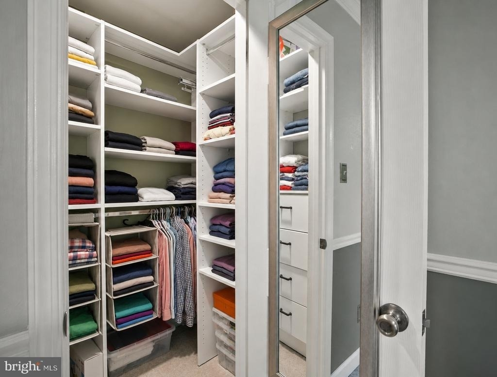 9405 Chatteroy Place - Photo 17