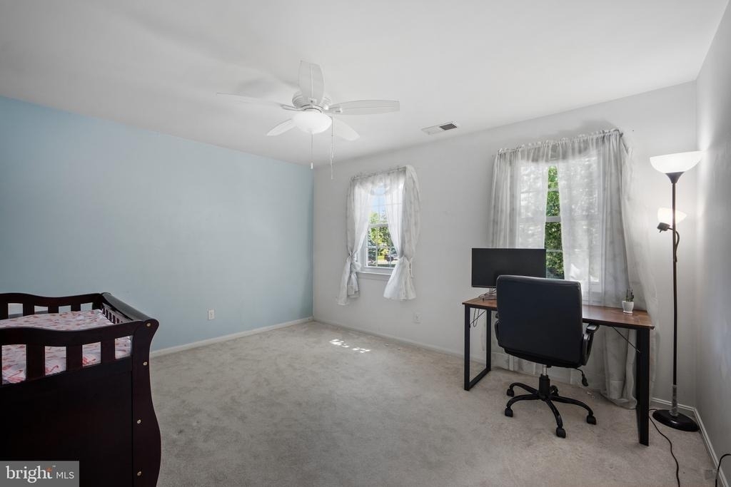 9405 Chatteroy Place - Photo 21
