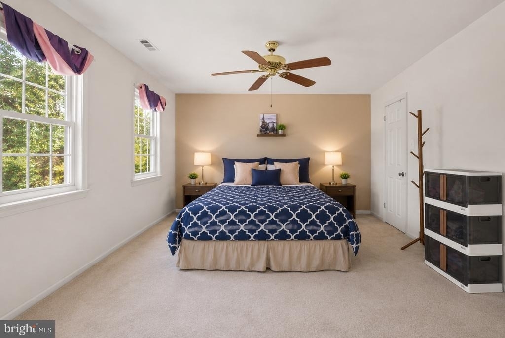 9405 Chatteroy Place - Photo 19