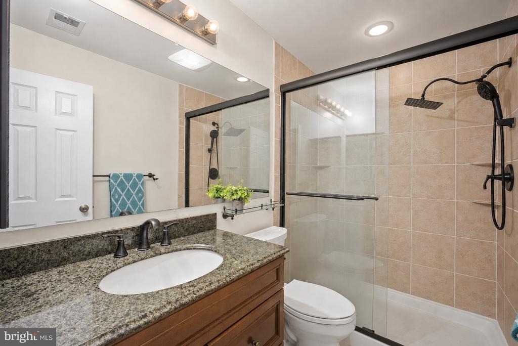 9405 Chatteroy Place - Photo 16