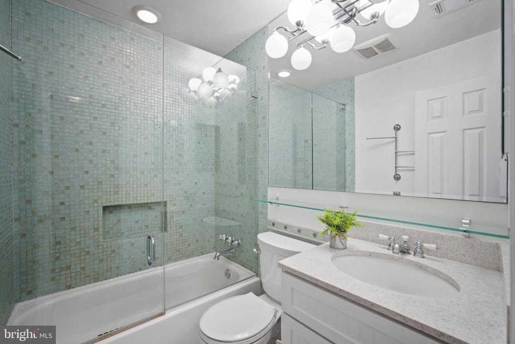 9405 Chatteroy Place - Photo 18