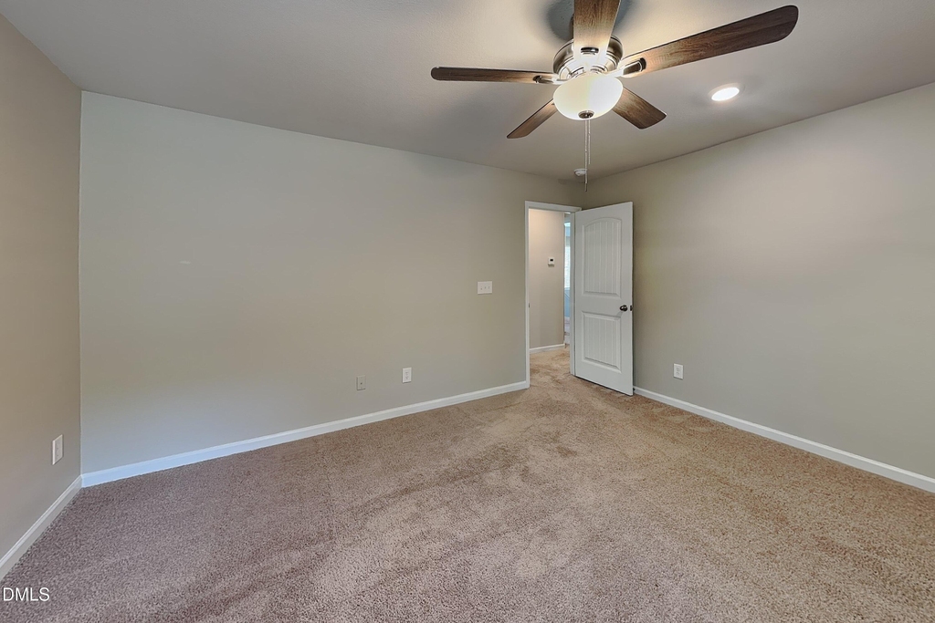 10 Parkers Gate Drive - Photo 7