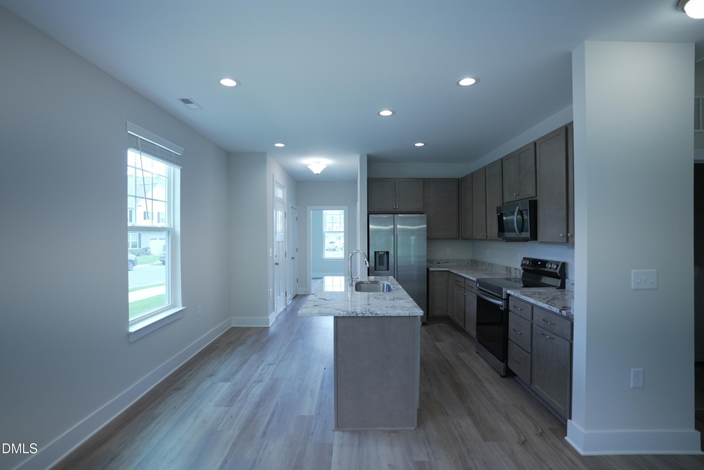 919 Hillman Lane - Photo 5