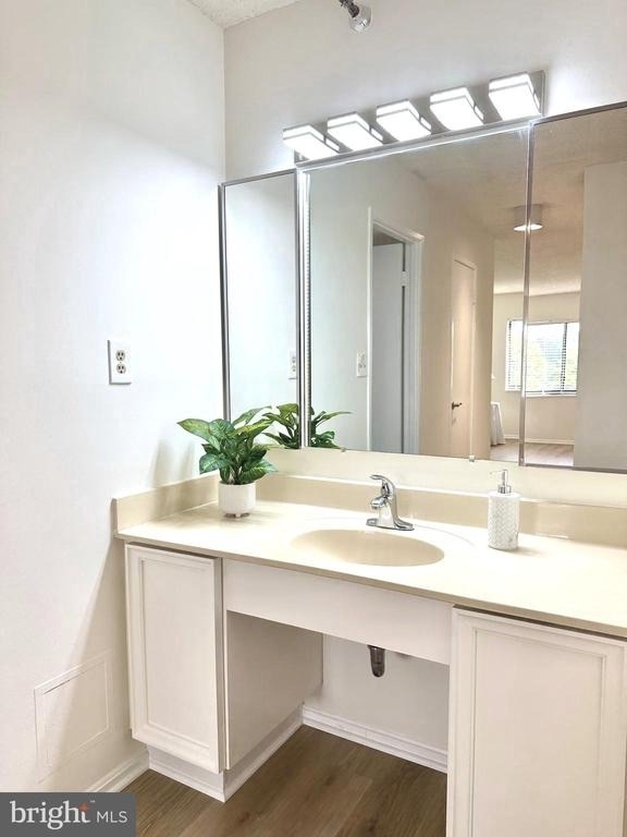 15101 Interlachen Drive Drive - Photo 15